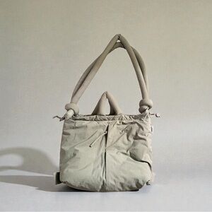 Olend Soft Ona Bag in Sage